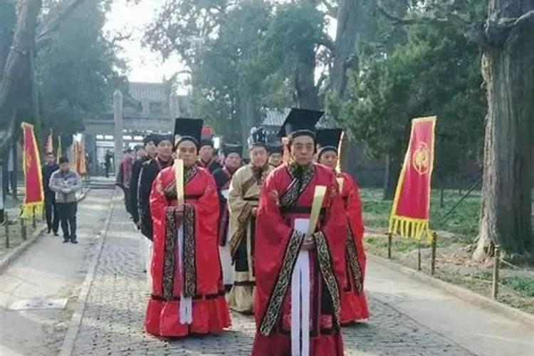 女人梦到大狗很温顺