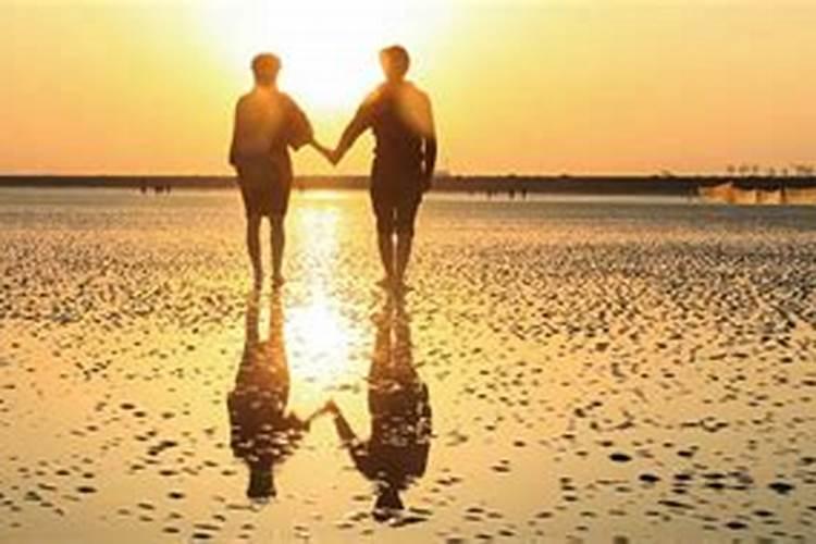 梦见老婆和别的男人在一起是什么意思
