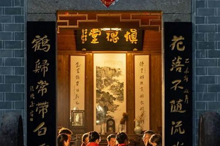 2025年属鸡犯太岁吗