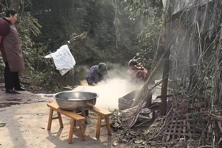 梦见海水又蓝又清
