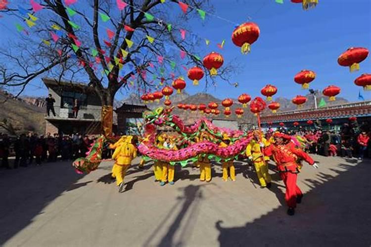 八字取艺名好财运,各位大师 看八字 取艺名