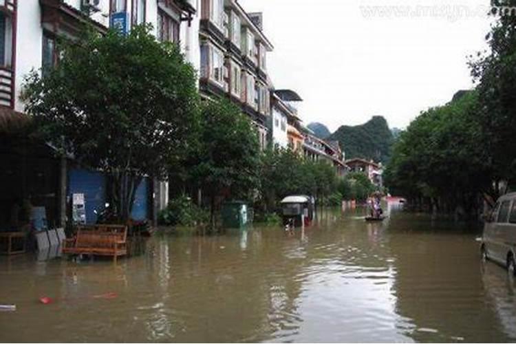 梦见和死去的朋友一起玩是什么意思