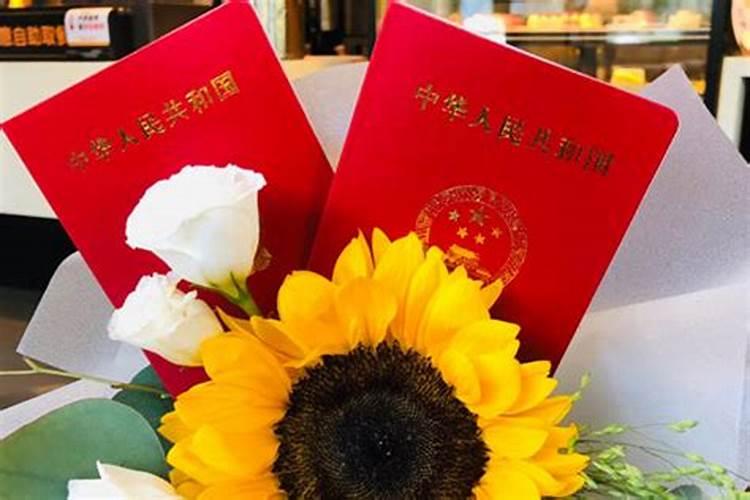2024中国情人节是哪一天2024中国情人节是星期几