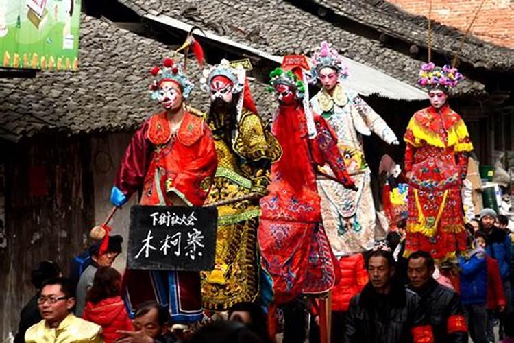 2003年属羊男士[22岁]2025年财运与事业运势分析,未来会有怎样的...