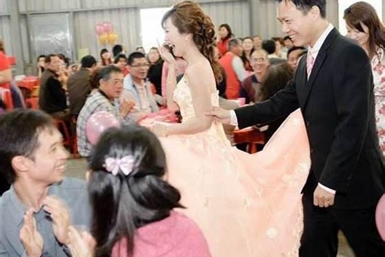 生肖狗2025年运势及运程如何