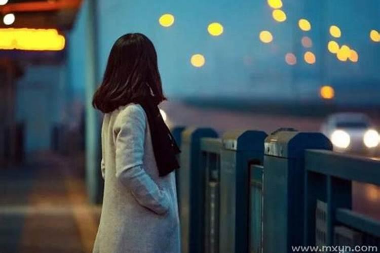 女人梦见喝水什么意思