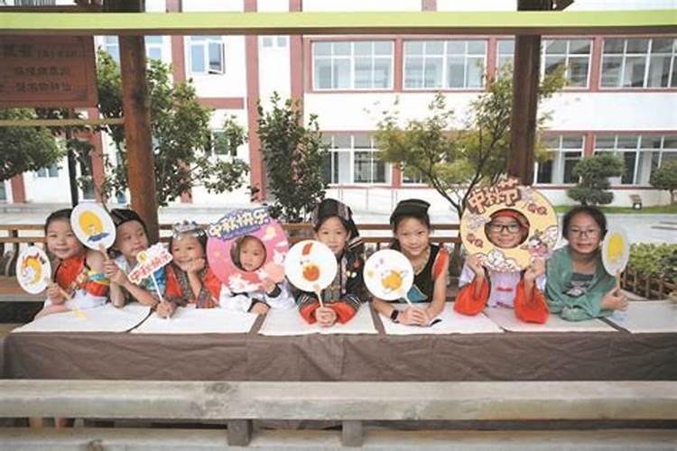 女人做梦梦到蛇是什么意思 女人做梦梦到蛇有什么寓意