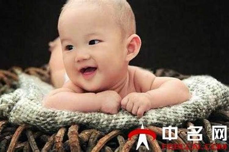 中秋节出生的男孩名字
