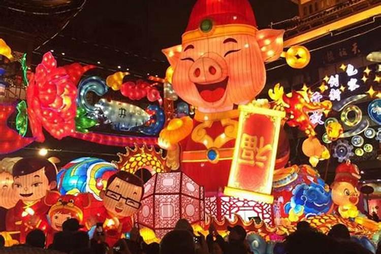 2025年大连灯会哪个地方好