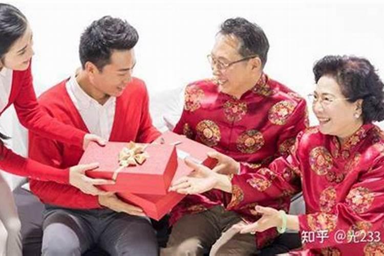 八月十五送什么礼物好给长辈