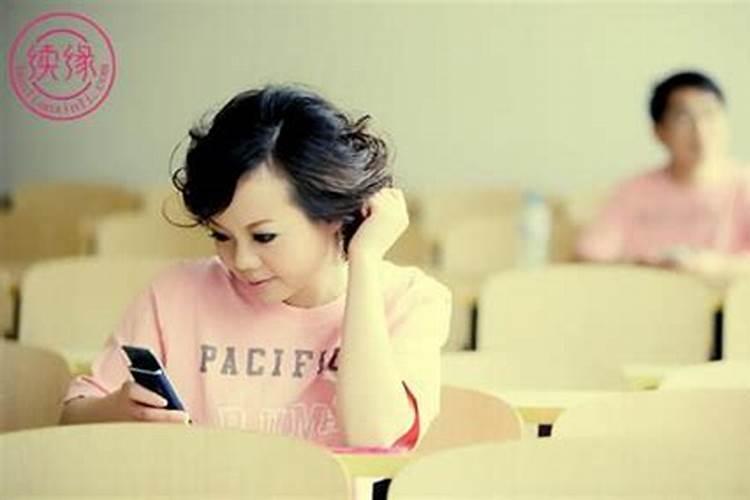 79年羊女2025年运势及每月的运程
