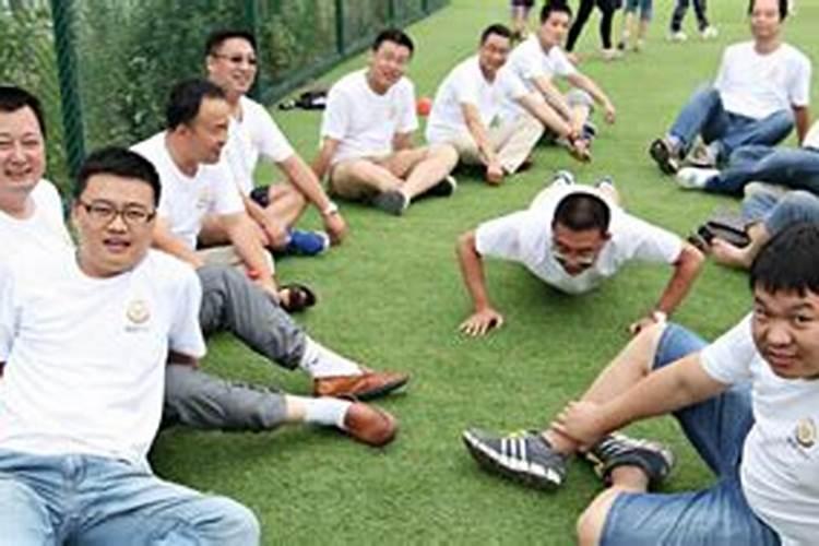 梦见老同学相聚是什么意思