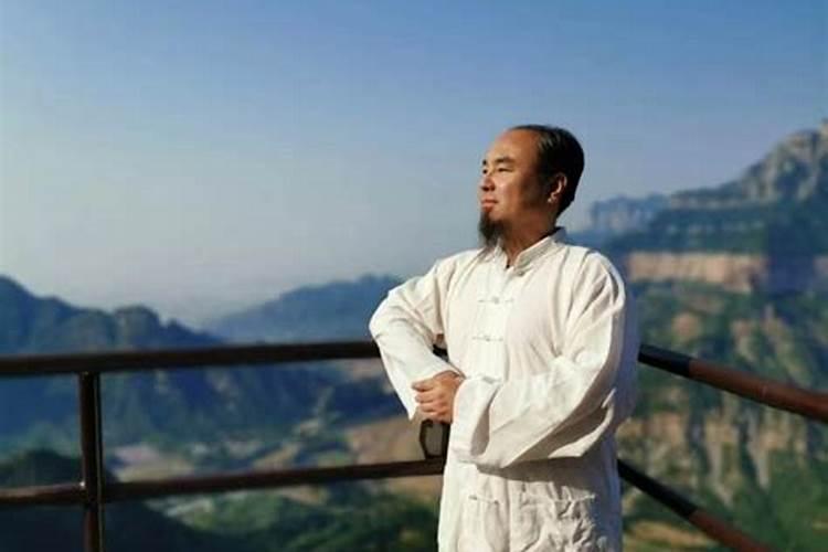 为什么债券期限越长利率风越大？