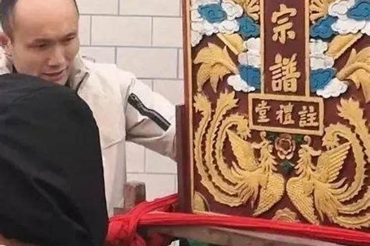 物业有权拿走门口鞋柜吗