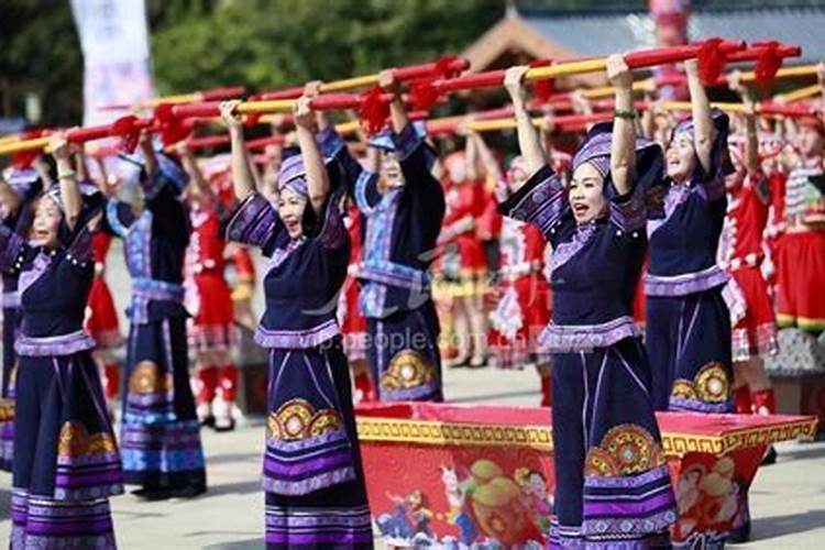 梦见被人骗了2000元又拿回来了