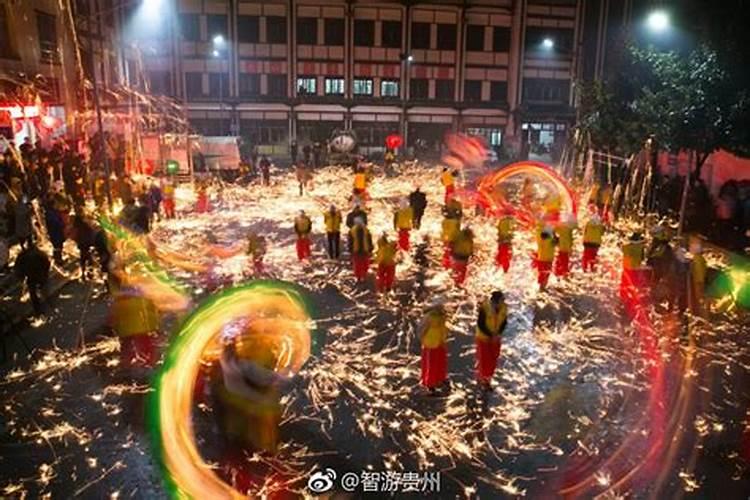 属蛇和属龙的婚姻如何,男龙女蛇婚姻是上等配