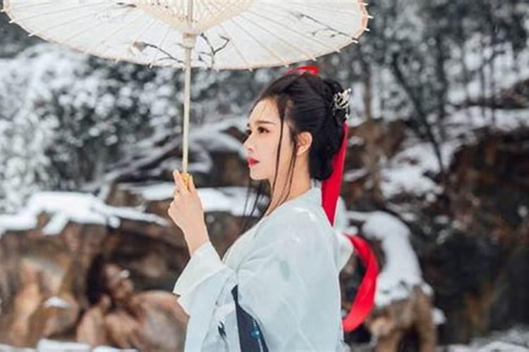 为什么农村人常说“满堂儿女,不如半路夫妻”