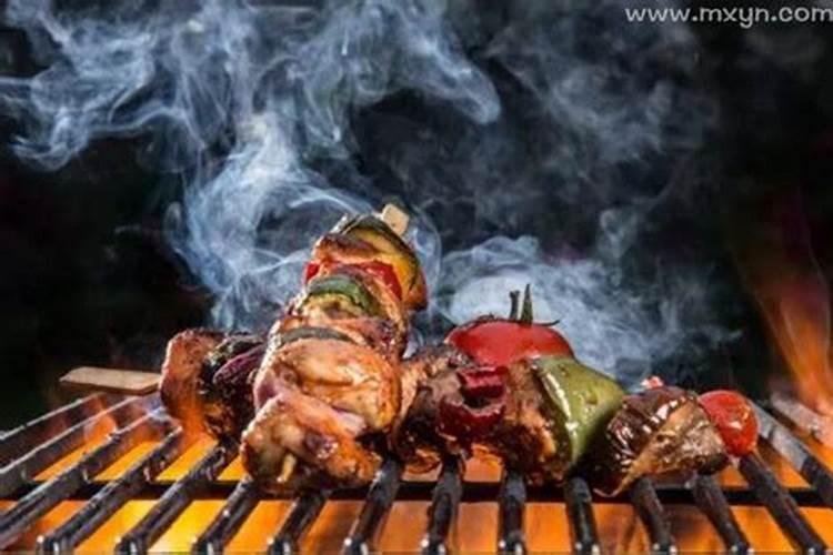 周公解梦梦见吃烤肉 做梦梦见吃烤肉好不好