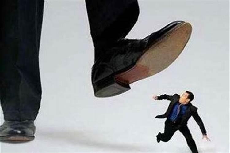 今生事业不顺欠很多钱佛法找因