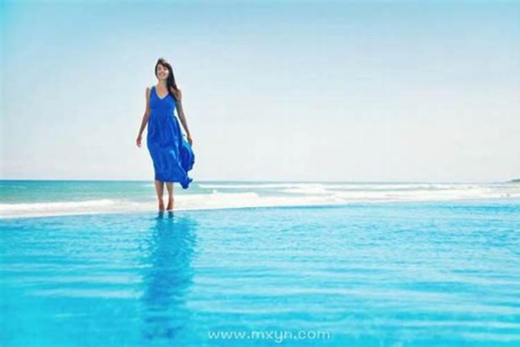 女人梦见大海水好不好？