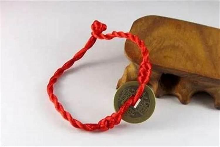 本命年红绳子戴哪只手