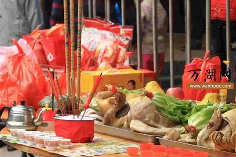 诸佛菩萨圣诞日诵什么经