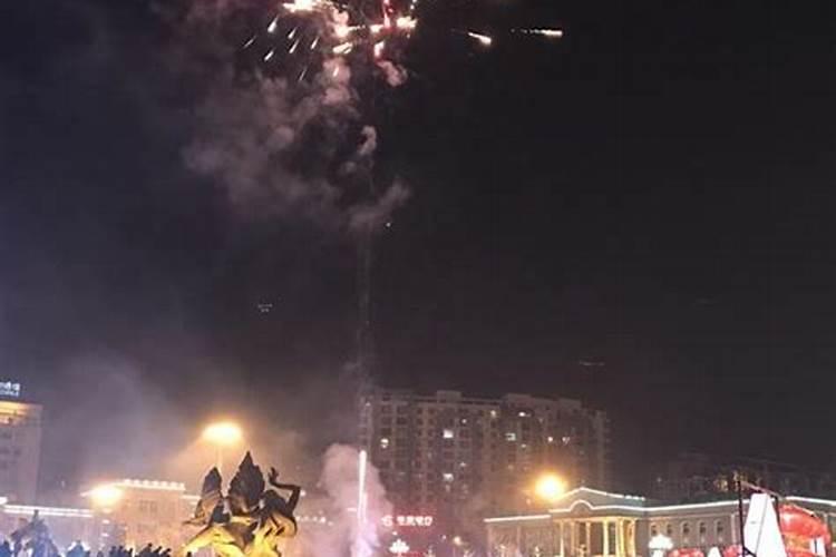 梦见牛追我还要攻击我是什么意思
