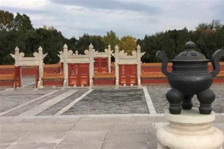 我是什么星座我的出生日是一九七一年阴历七月十五
