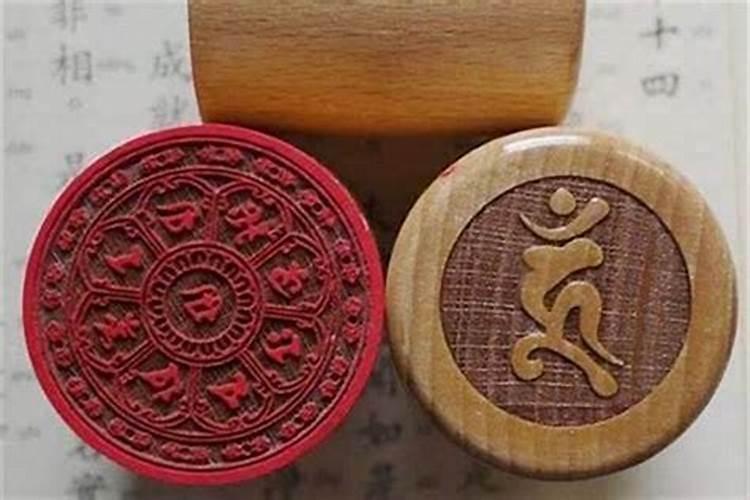 八字中的正印和偏印分别指什么,有何命理影响？