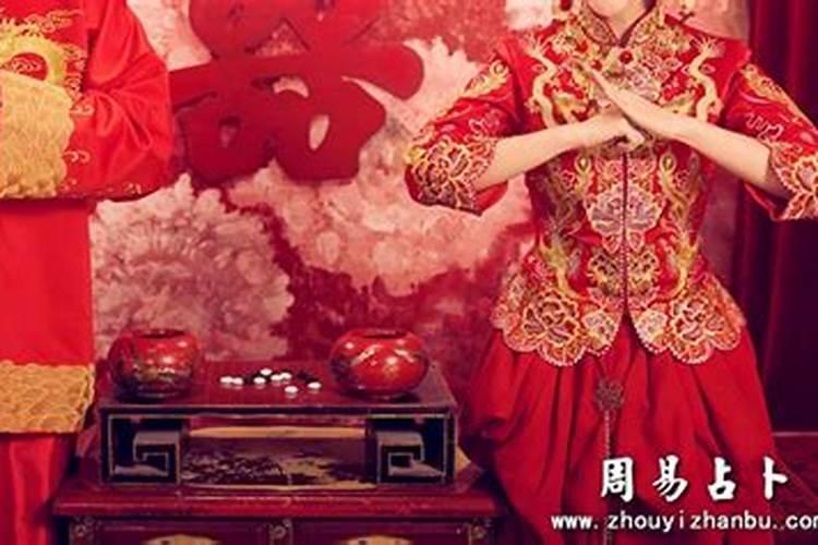 女人梦到钱是什么预兆