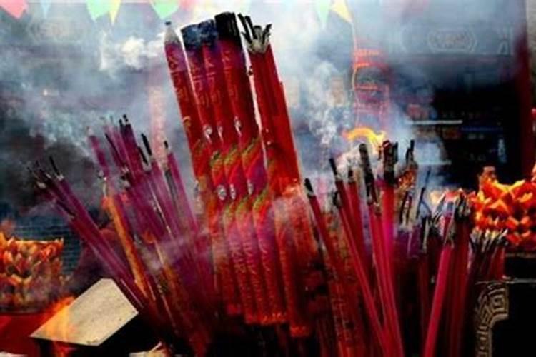 正月初五是财神生日如何上香 迎财神讲究