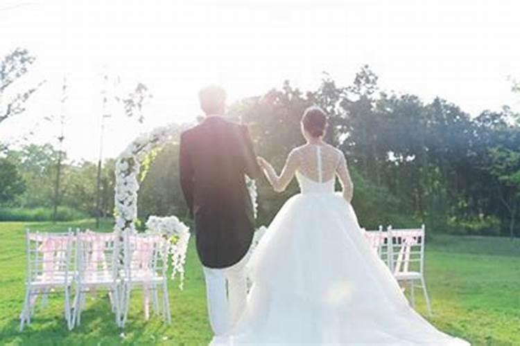 妹妹梦见哥哥结婚哭怎么回事？