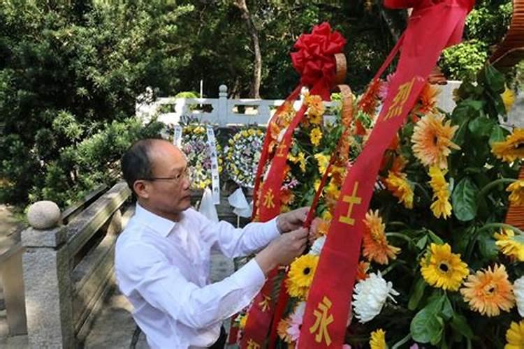 红绳放枕头下旺姻缘具体做法 枕头下放红线？