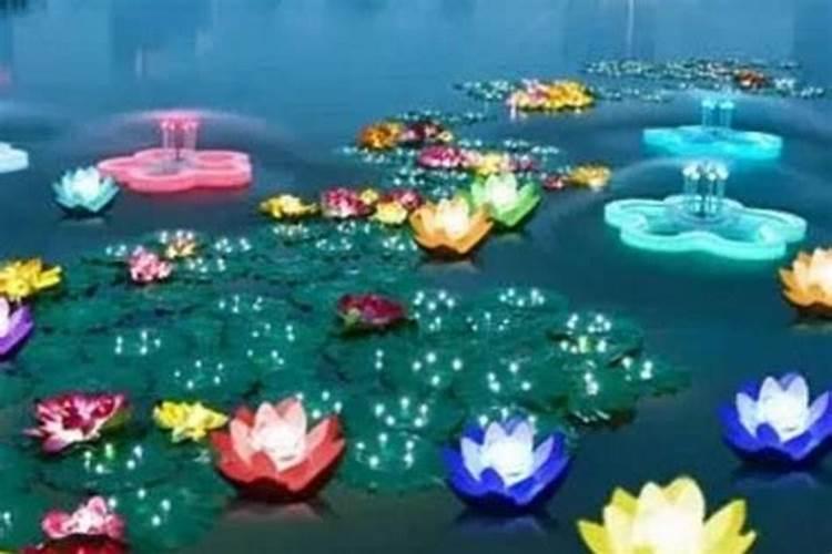 端午节为什么要放荷花灯