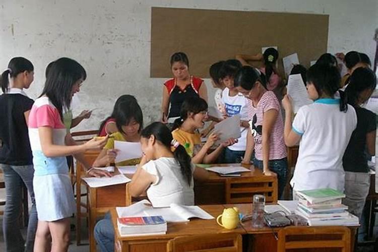 梦见前妻三个月出轨的预兆