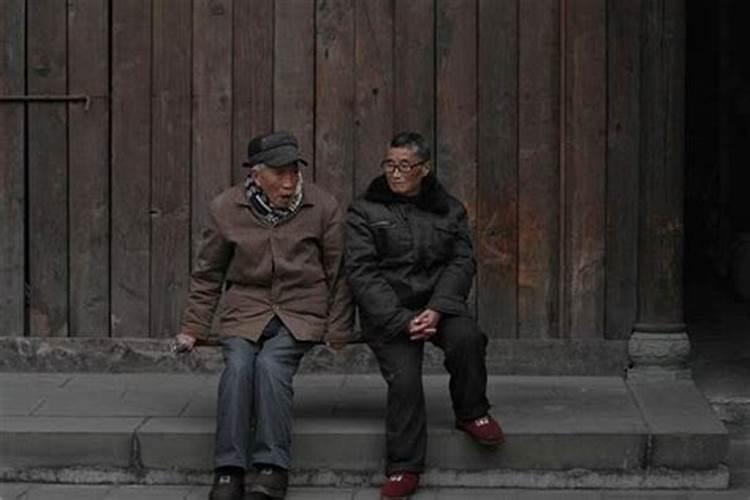 每年什么日子给亲人烧纸
