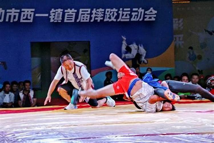 解梦卖了的车又回来了在门前坏了啥意思