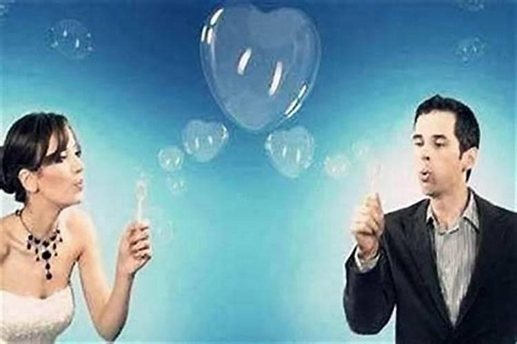 梦见挖坑什么意思 梦见挖坑是啥意思