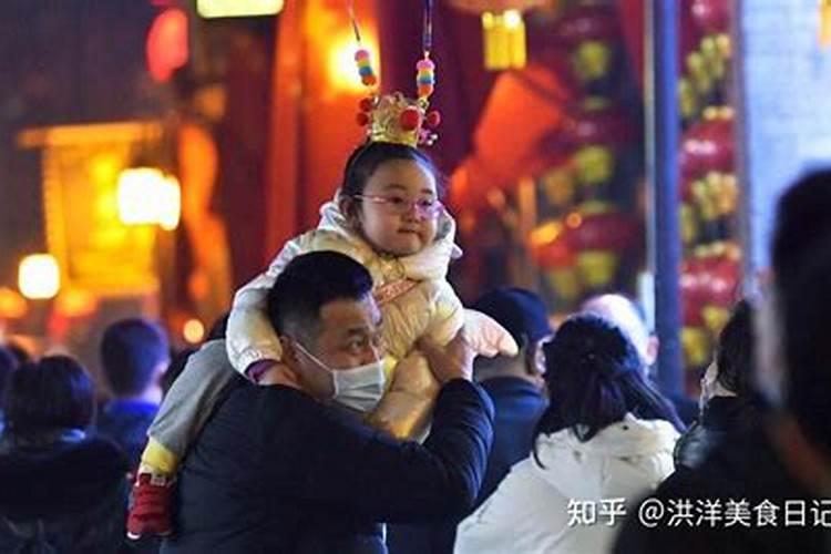 中秋节为什么要吃月饼赏月
