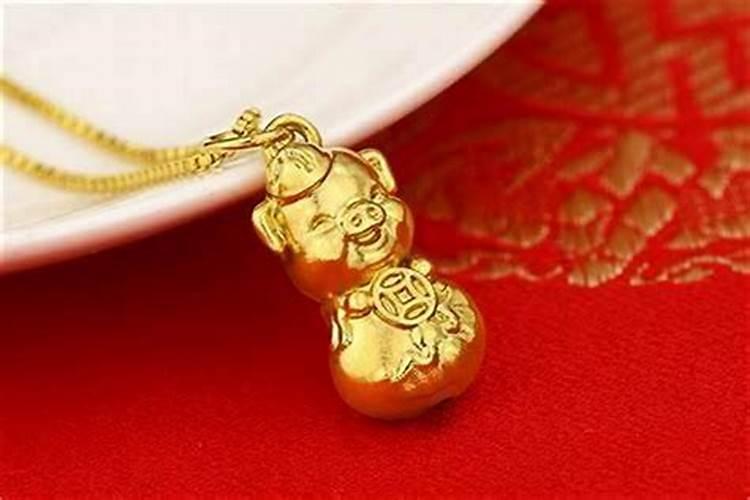 属猴蛇年佩戴什么饰品破太岁呢