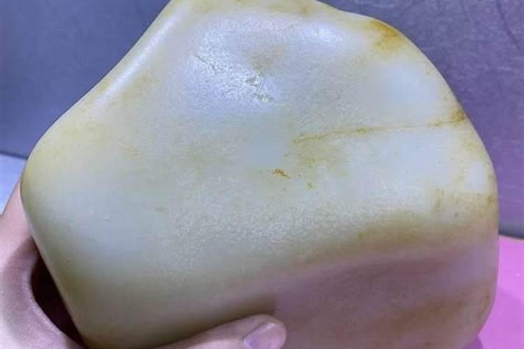 梦见回到上学时考试的预兆