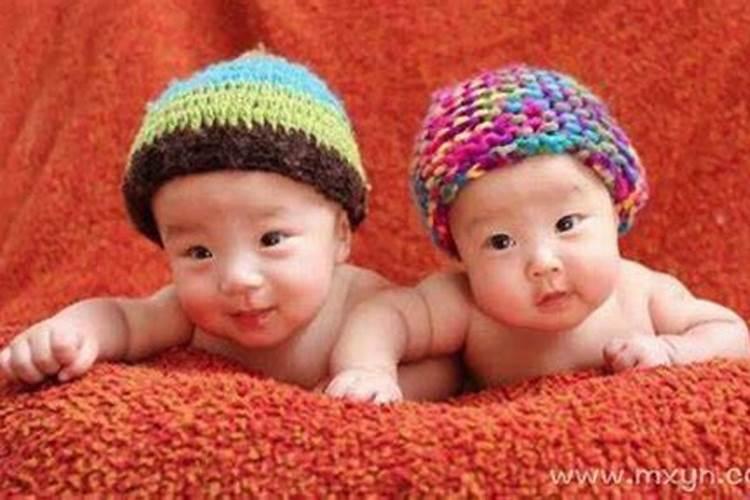梦见自己生了对龙凤胎是什么意思？