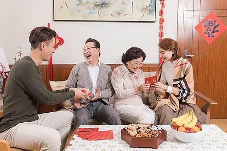 清朝一女子是怎样在丈夫死后,80年未嫁活到97岁的？