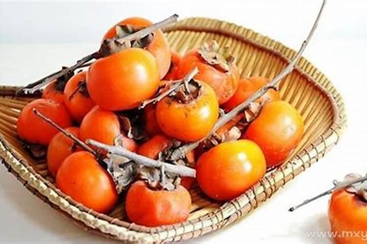 梦见大量人屎恶心想吐