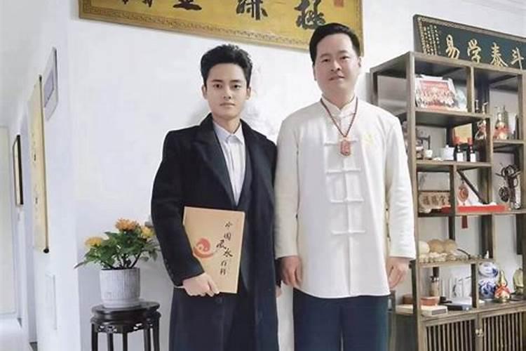 ...找风水师傅？哪里有看风水的师傅？找人看风水有什么讲究？