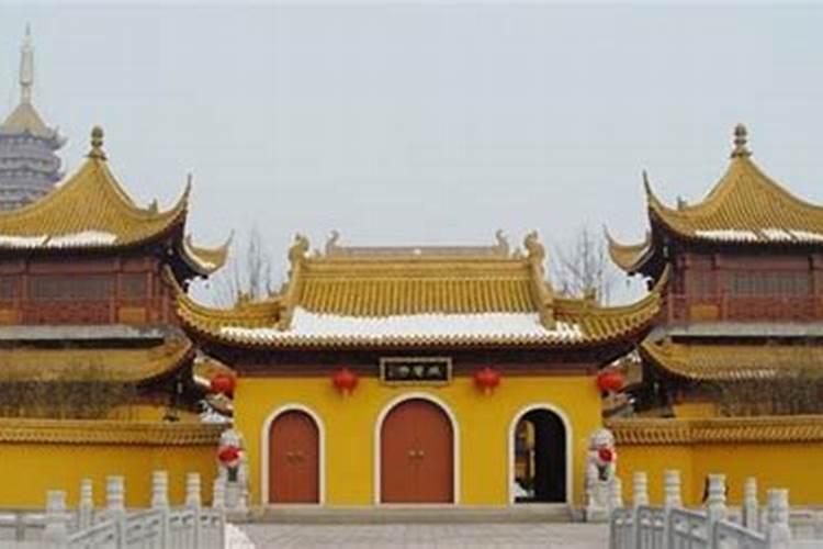 祭拜婴灵 给婴灵立神主牌 是要找神婆还是去什么庙里？求具体答案