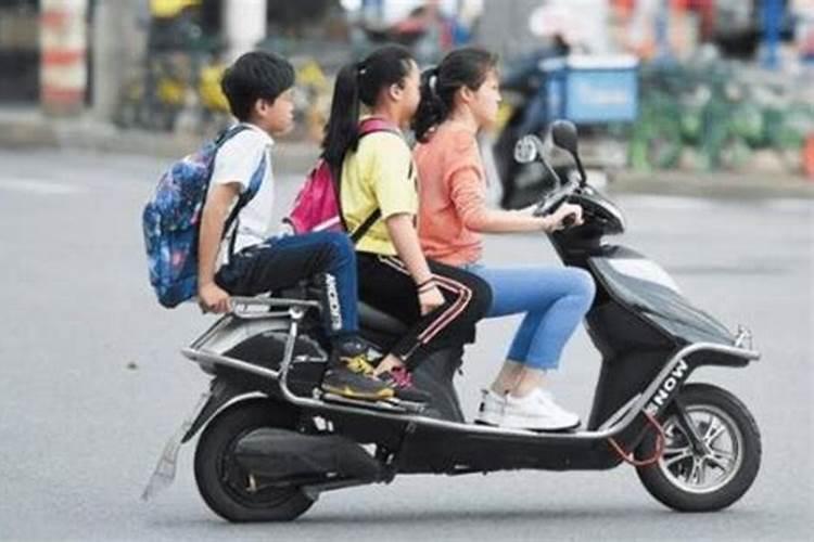 白羊座2025年运势