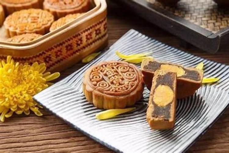 中秋节为什么要吃月饼啊？
