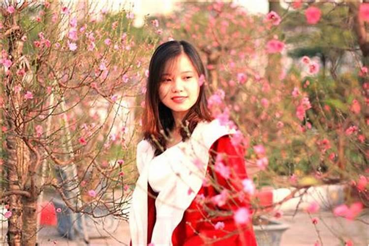 62年属虎与72年属鼠的婚姻财运!
